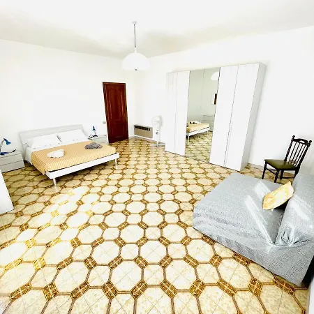 Sa Domu Zara - Ampia Casa Con Terrazzo بيت للعطل